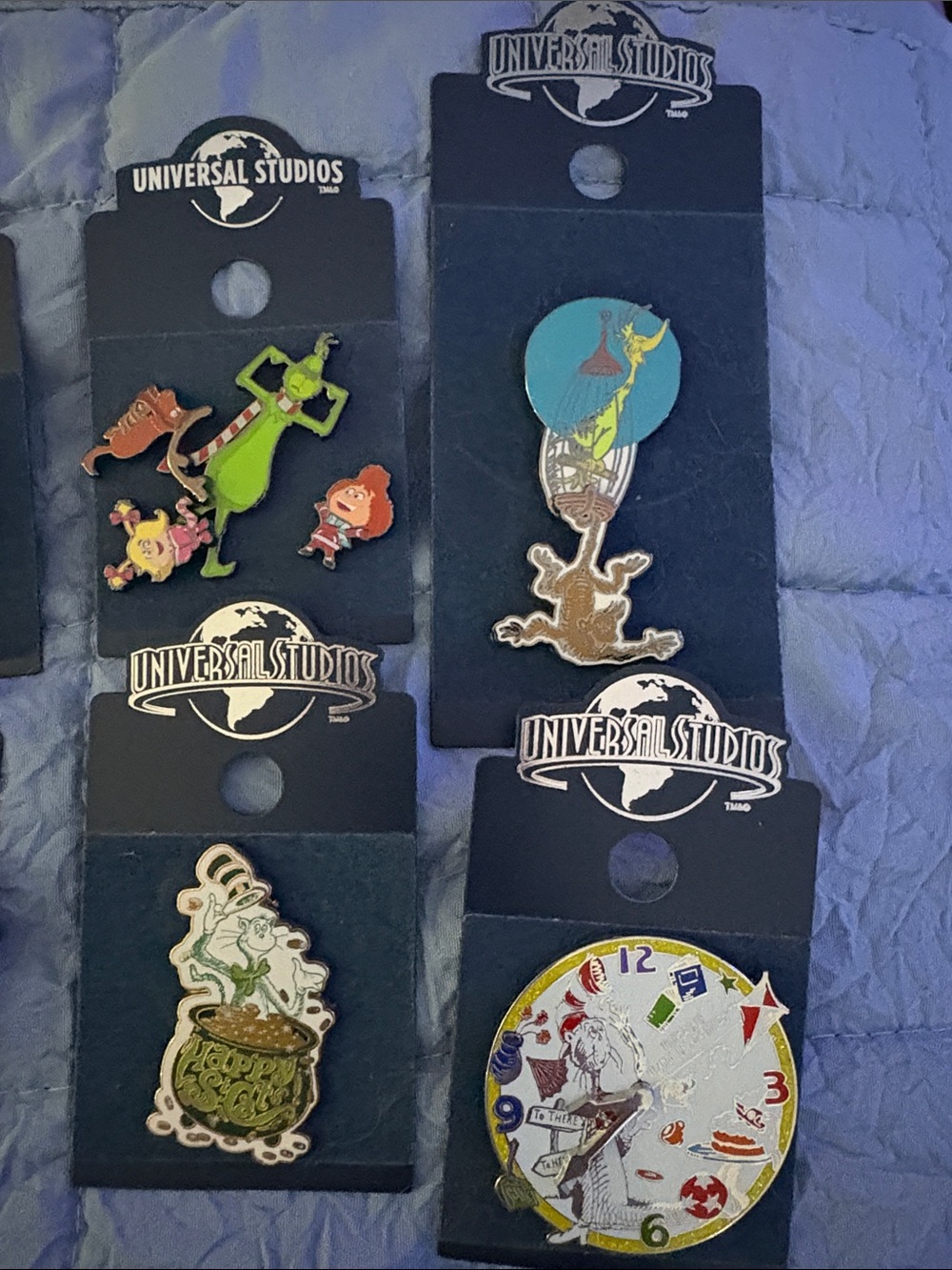 Universal Studios Enamel Pin Set -Multi Color dr. Seuss cat in hat grinch n more - Picture 2 of 10